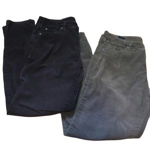 TWO women’s KUT from the Kloth corduroys size 6